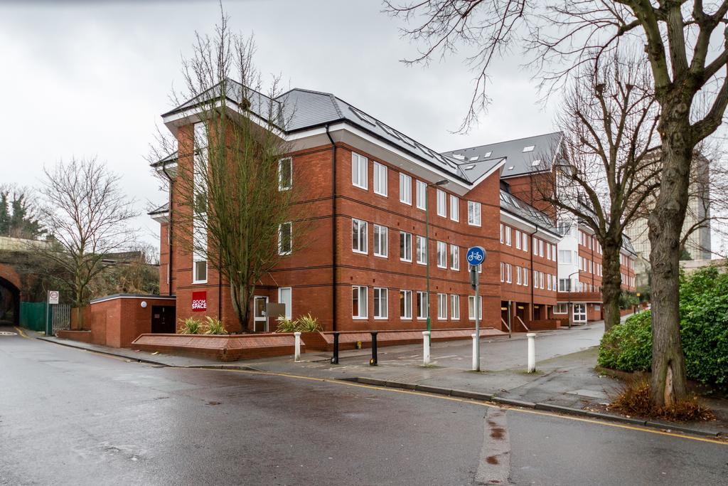 Roomspace Serviced Apartments - Nouvelle House Sutton  Dış mekan fotoğraf